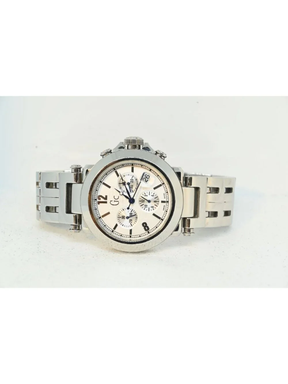 Gc Guess Collection G34500G1 Mens Chrono White Dial Stainless Steel Watch 41mm